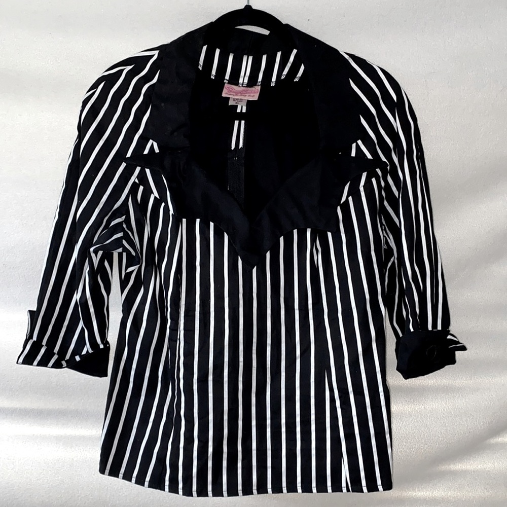 Pin Up Girl Clothing Doris Top in Victorian Stripe size XL